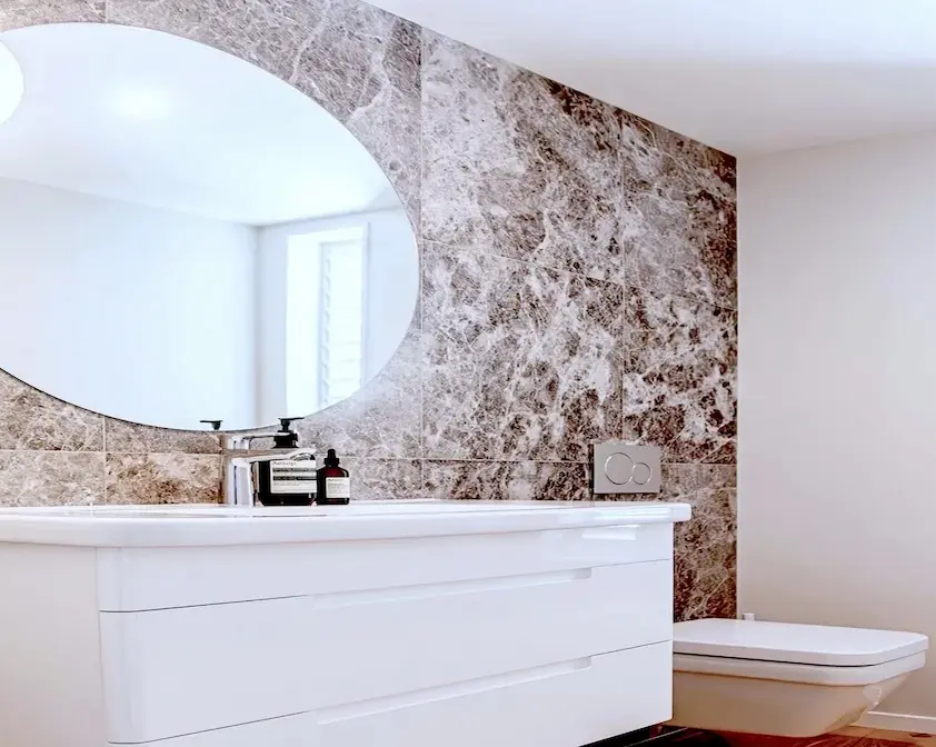 Large-format stone bathroom